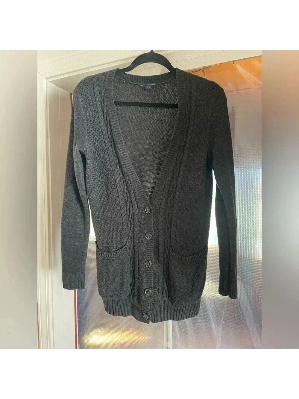 American Eagle, Sz Small Cardigan, Excellent Pre Owned Condition